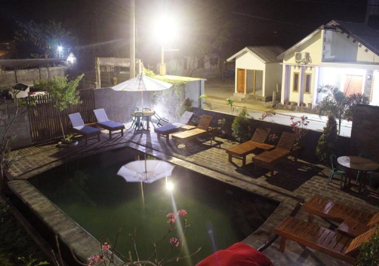 Ridho Malik Hotel Bumbang Zewnętrze zdjęcie