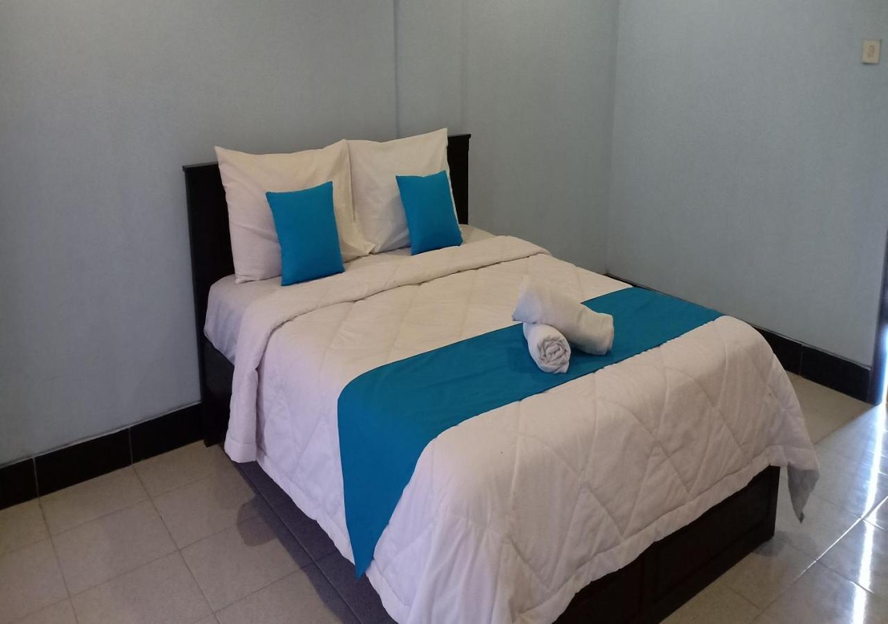 Ridho Malik Hotel Bumbang Zewnętrze zdjęcie