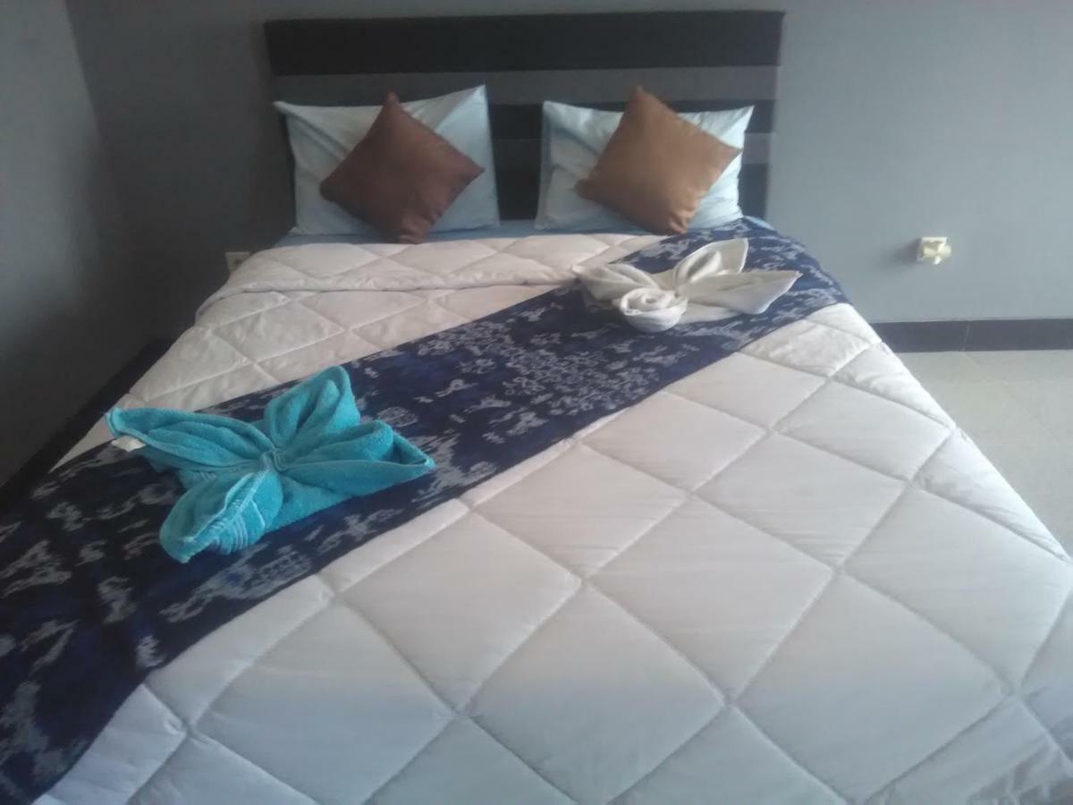 Ridho Malik Hotel Bumbang Zewnętrze zdjęcie